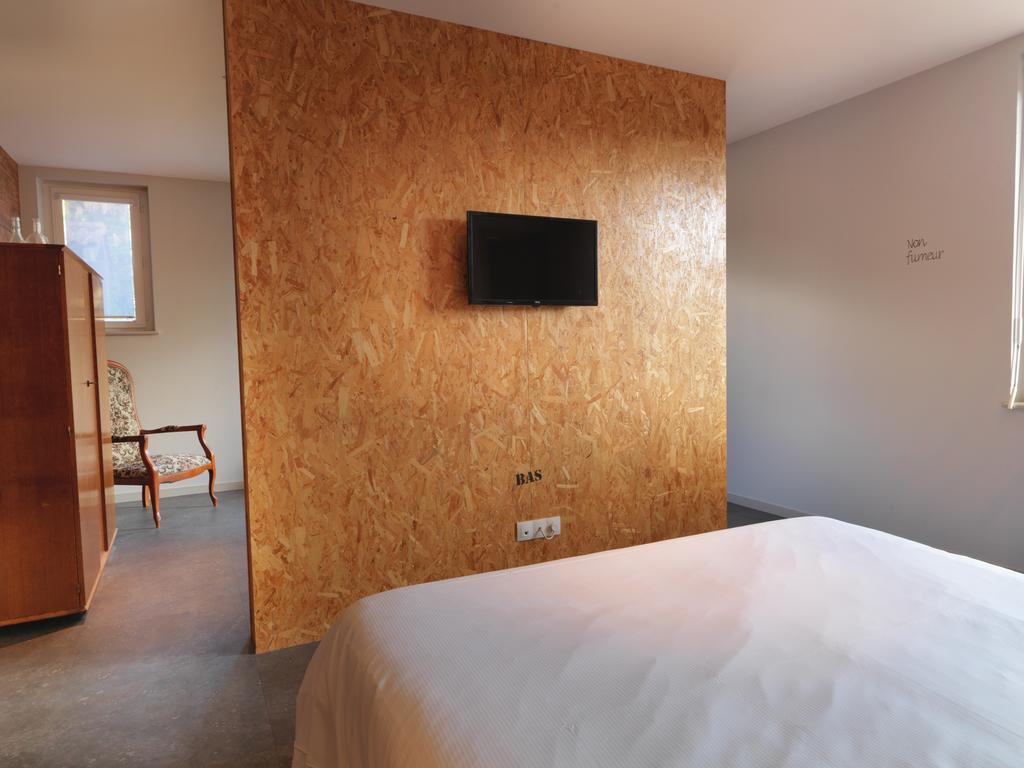 Bed and Breakfast Le Jardin De La Reyssouze Gorrevod Esterno foto